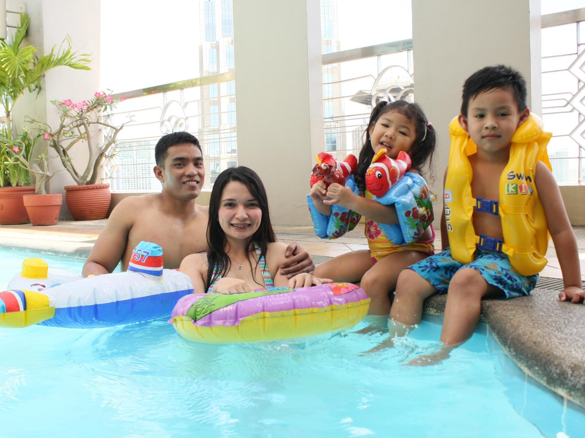 Bsa Suites Makati City Buitenkant foto