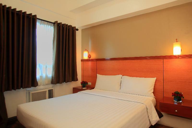 Bsa Suites Makati City Buitenkant foto