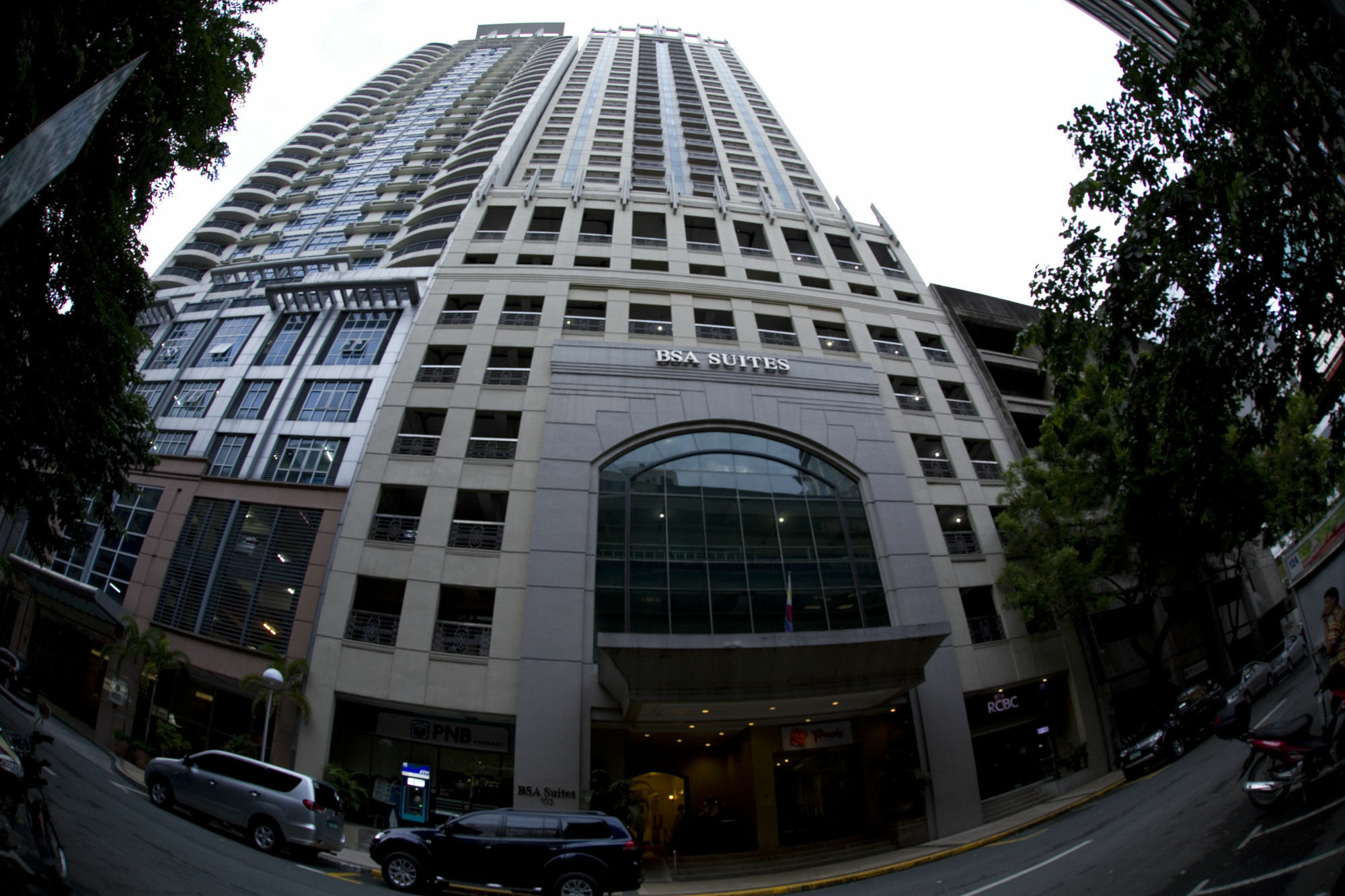 Bsa Suites Makati City Buitenkant foto