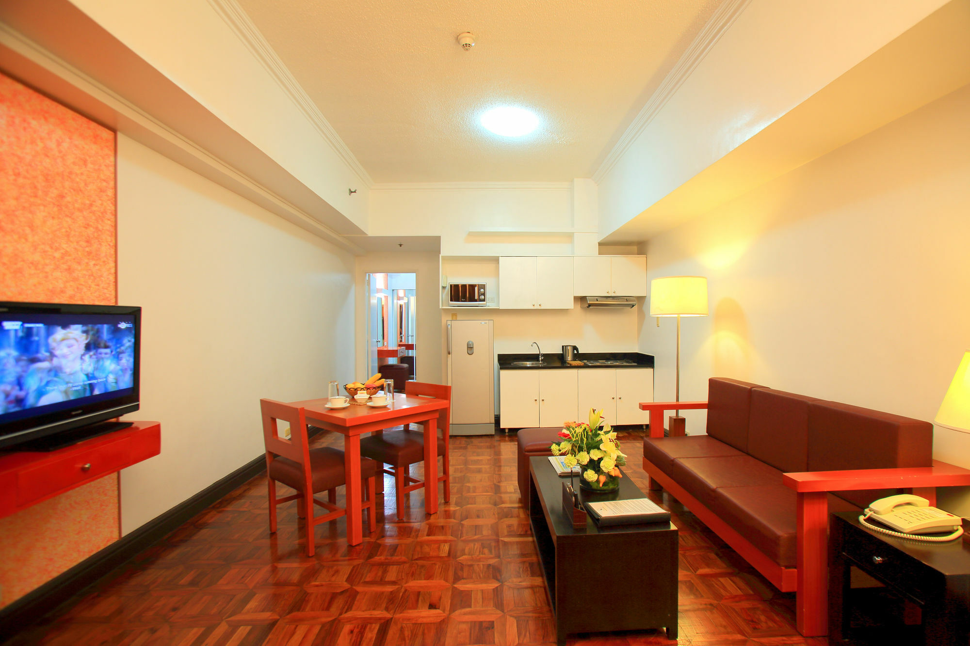 Bsa Suites Makati City Buitenkant foto