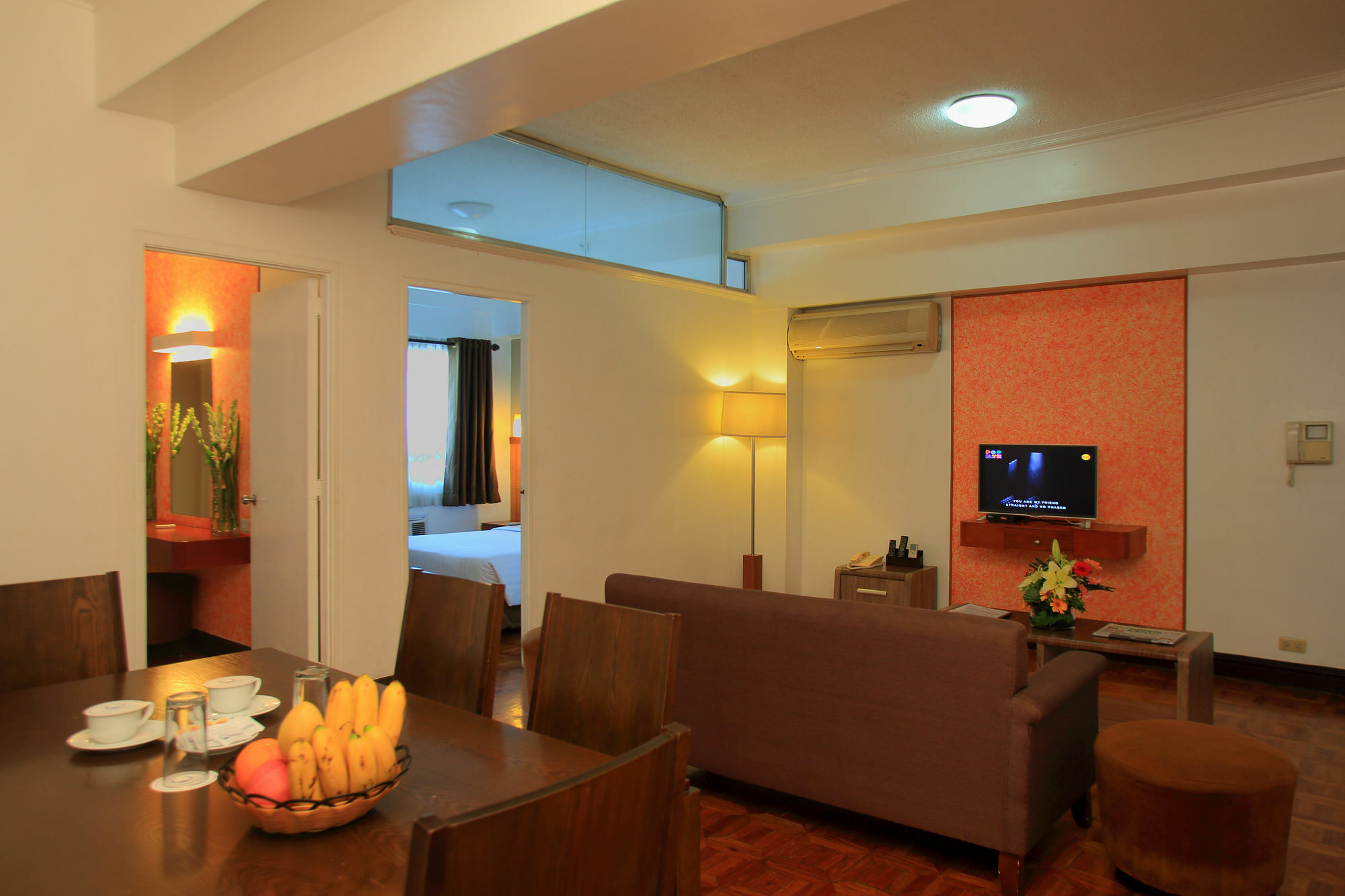 Bsa Suites Makati City Buitenkant foto